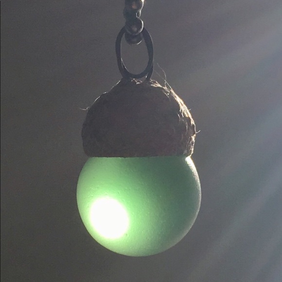 HAND CRAFTED Marble Acorn Green Boho Pendant Necklace - Picture 4 of 4